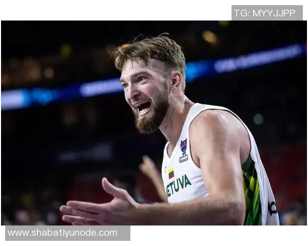 KD谈太阳最佳阵容:我打中锋搭配四个矮子高端局难以应对 KD谈太阳最佳阵容:我打中锋搭配四个矮子高端局难以应对