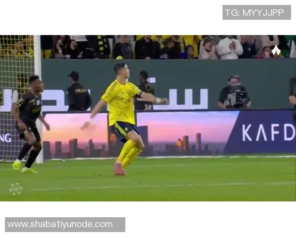 C罗赛后分享倒钩破门精彩瞬间引发球迷热议