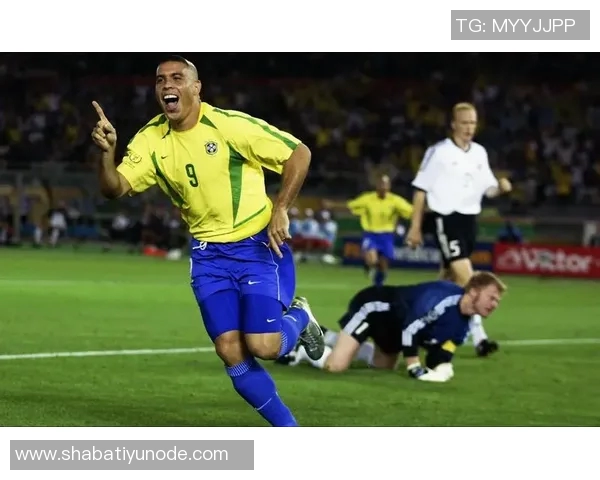 莫拉塔深情致敬阿尔巴感谢这位足坛传奇与我共度风雨岁月 莫拉塔深情致敬阿尔巴感谢这位足坛传奇与我共度风雨岁月